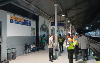 Personil Posyan Stasiun Rangkasbitung Sampaikan Pesan Kamtibmas Ke PKD Di Area Stasiun Rangkasbitung