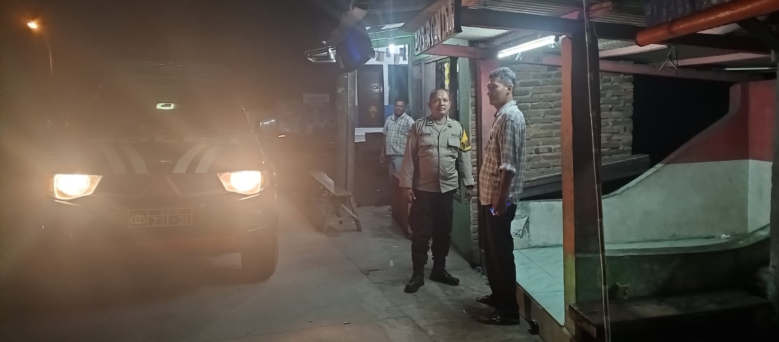 Personil Polsek Ciwandan Polres Cilegon Gelar Patroli Kedaerah Pada Jam Yang Dianggap Rawan.