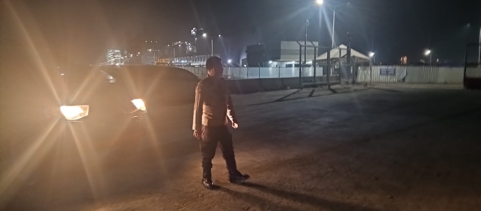 Personil Polsek Ciwandan Polres Cilegon Laksanakan Patroli Malam Secara Rutin Demi Harkamtibmas.