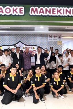 Karaoke Manekineko Celebrates Opening of New Selayang Mall Branch