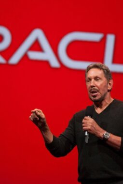 Kekayaan Larry Ellison Melejit! Oracle Naik 43% Usai Kontrak AI dengan OpenAI