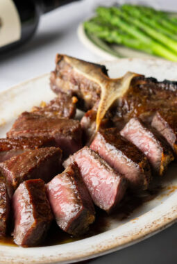 Taste the Famous New York Steakhouse BENJAMIN STEAKHOUSE Now in Japan!