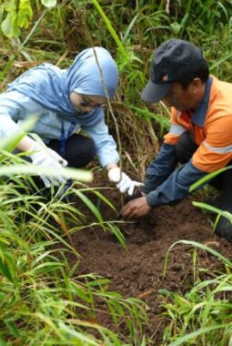 Jaga Kelestarian Alam Indonesia, WSBP Kembali Tanam 536 Pohon Trembesi