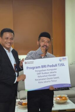 BRI Branch Office Kalimalang Region 6/Jakarta 1 Salurkan CSR Pengadaan Komputer untuk Tiga Sekolah di Jakarta Timur