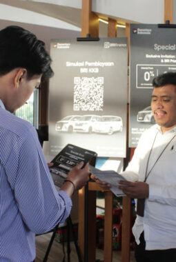 Perkuat Layanan Premium, BRI Finance Hadirkan Program Eksklusif Selama Periode GJAW 2025