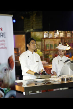 ChilePork delights the Philippines at Its annual event in Manila