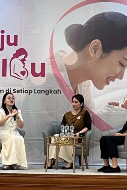 Siloam Hospitals Lippo Village Hadirkan Edukasi Persalinan Nyaman Menyambut Hari Ibu