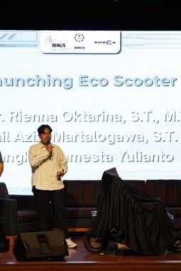 Inovasi Kendaraan Ramah Lingkungan SCOTERA Diperkenalkan oleh Mahasiswa Teknik Industri BINUS