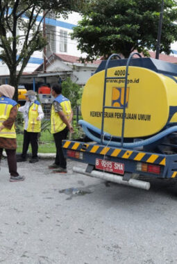 Kementerian PU Pasok Air Bersih dan Sanitasi untuk Korban Bencana di Kabupaten Agam, Sumatera Barat