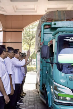 Holding Perkebunan Nusantara Melalui PalmCo Menembus Wilayah Terisolasi untuk Salurkan Bantuan di Sumut dan Aceh