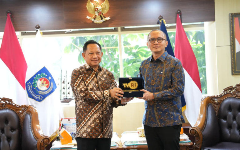 Kabar Hangat: Imbau Daerah Gelar Nobar Piala Dunia 2026, Mendagri Optimistis Bakal Gerakkan Perekonomian
