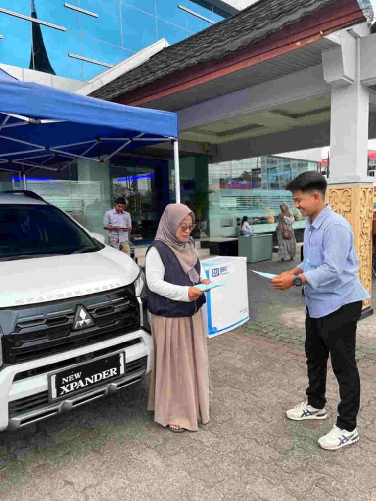 BRI Finance Tawarkan Keuntungan Pembiayaan Kendaraan Menarik di KKB Expo Sumatera Barat