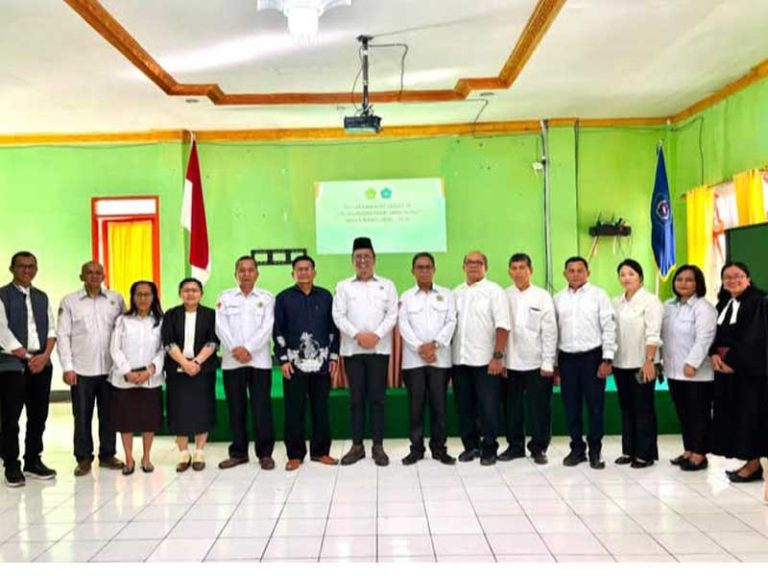 Fakta Menarik: ektor IAKN Tarutung: “Tetap Semangat, Tetap Bekerja, dan Tetap Mengandalkan Tuhan” pada Pelantikan Sekretaris Prodi Magister Teologi
