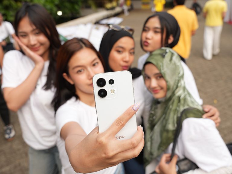 Teman Baru untuk Semester Baru, OPPO Reno16 F 5G Eco Pack Kini Tersedia di Seluruh E-Commerce!