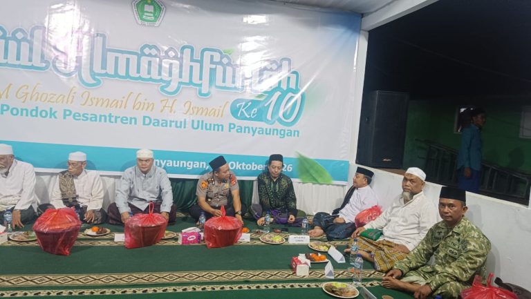 Kapolsek Panggarangan Menghadiri Istighosah dan Tabligh Akbar, Memperingati Haul Pendiri Ponpes Darul Ulum